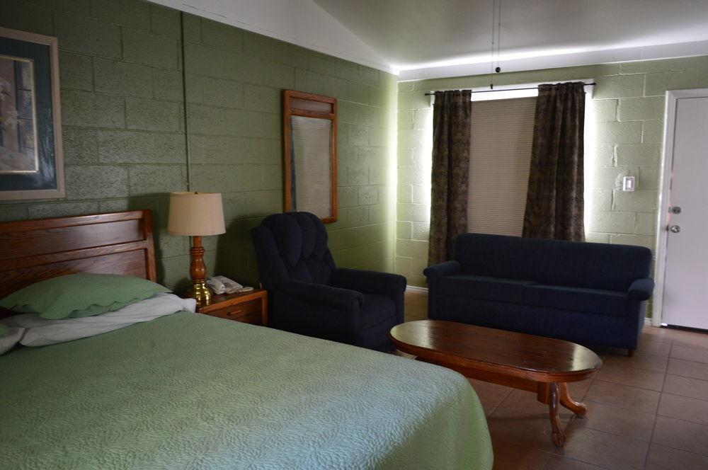 تونتي ناين بالمز Circle C Lodge المظهر الخارجي الصورة